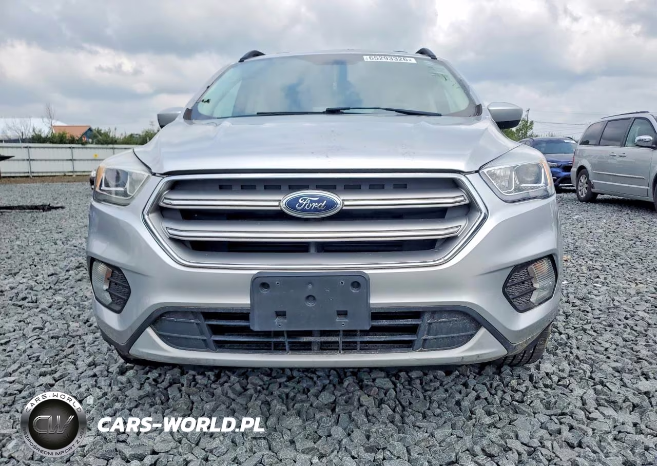 2017 Ford Escape Se VIN:1FMCU9GD1HUD06686 - 5