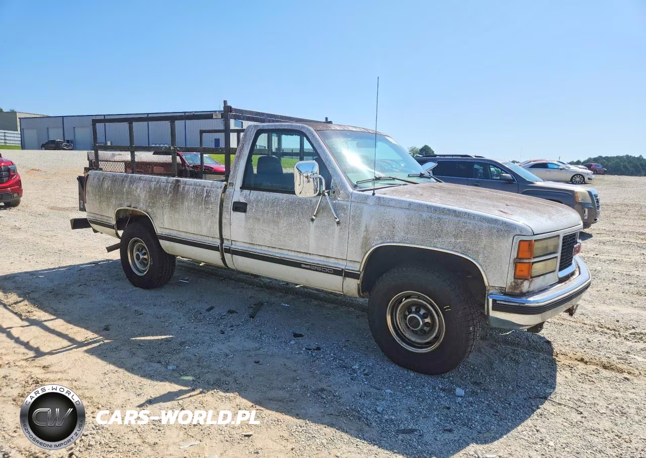 1999 GMC Sierra C2500 VIN:1GTGC24R9XR722115 - 4