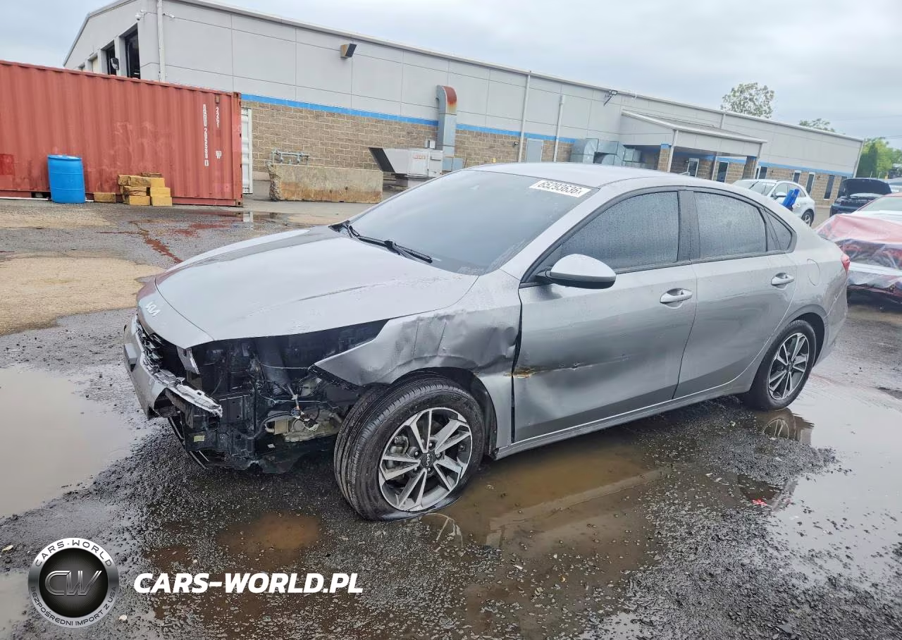 2023 Kia Forte Lxs – zdjęcie 1 z 13