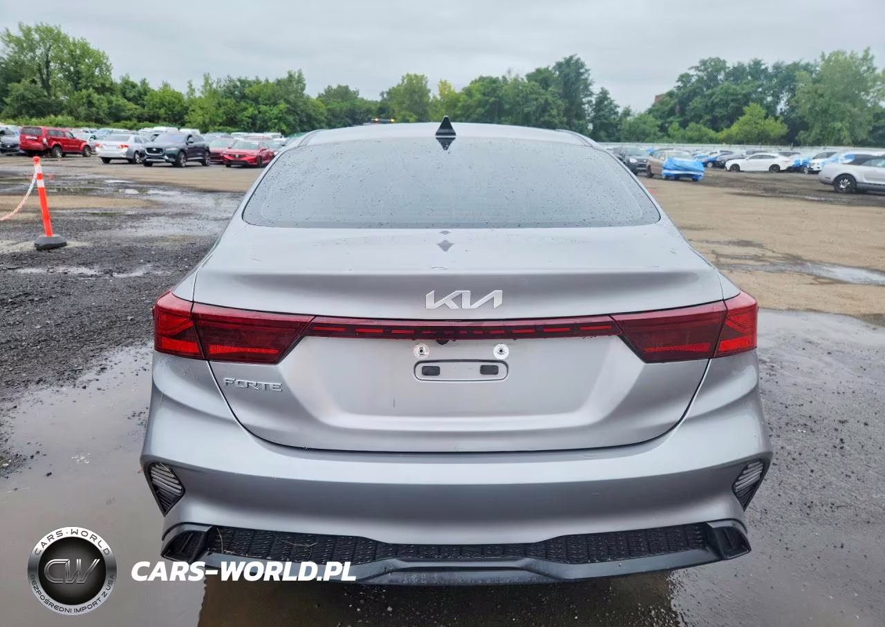 2023 Kia Forte Lxs VIN:3KPF24AD2PE595819 - 6