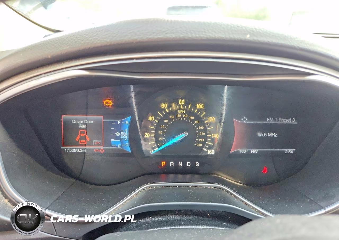 2017 Ford Fusion Se VIN:3FA6P0H91HR170152 - 9