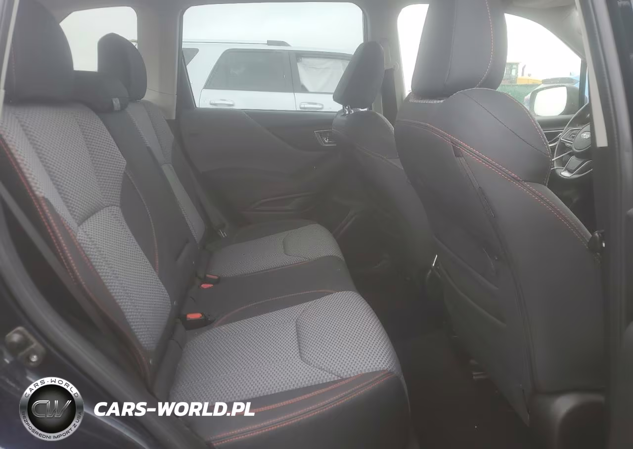 2021 Subaru Forester Sport VIN:JF2SKARC5MH461189 - 11