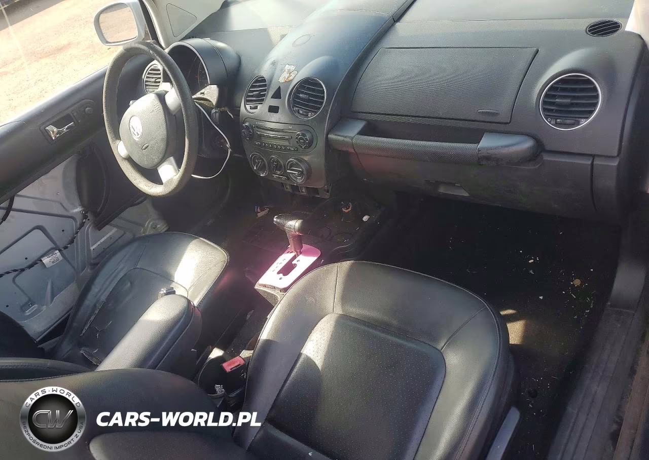 2008 Volkswagen New Beetle S VIN:3VWPW31C18M505168 - 8