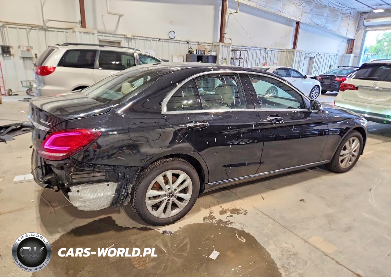 2019 Mercedes-Benz C 300 4Matic VIN:55SWF8EB7KU292685 - 3