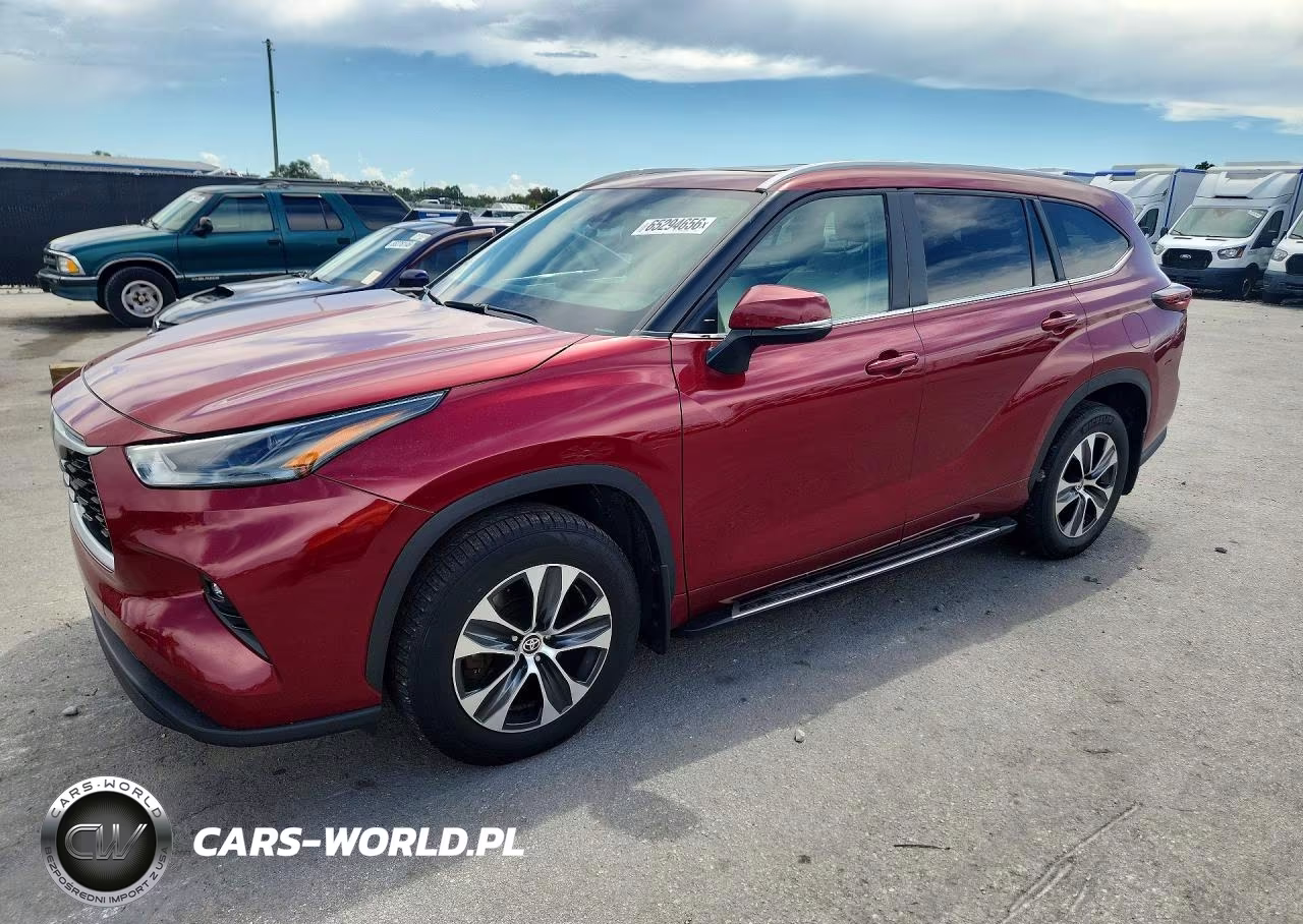2024 Toyota Highlander Xle – zdjęcie 1 z 13