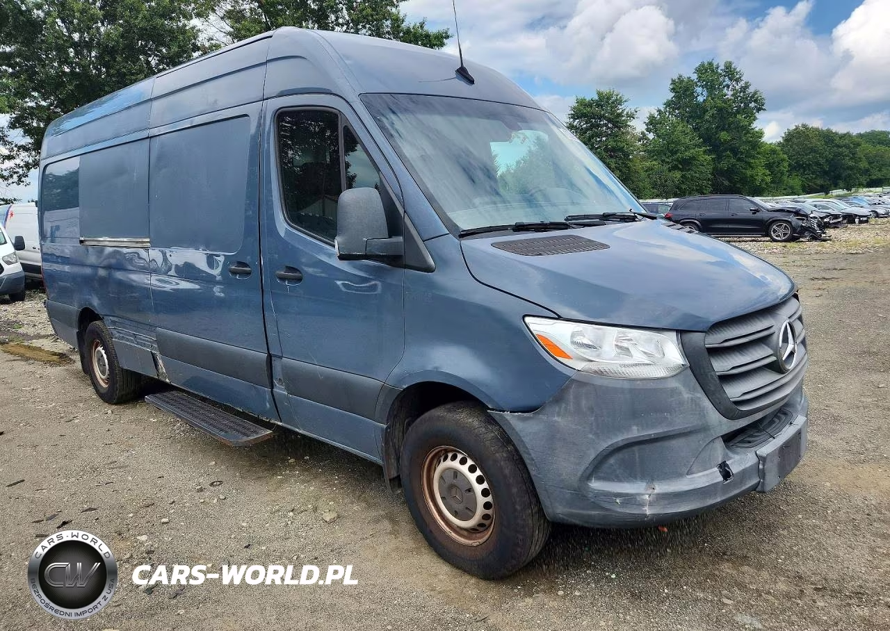 2019 Mercedes-Benz Sprinter 2500-3500 VIN:WD4PF1CD1KP131956 - 4