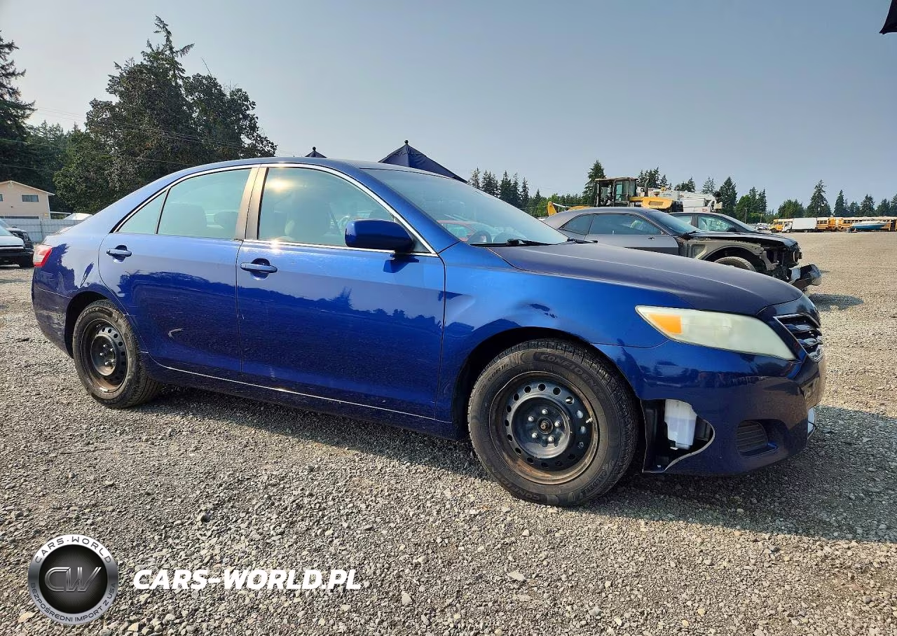 2011 Toyota Camry Le VIN:4T1BF3EK0BU724765 - 4