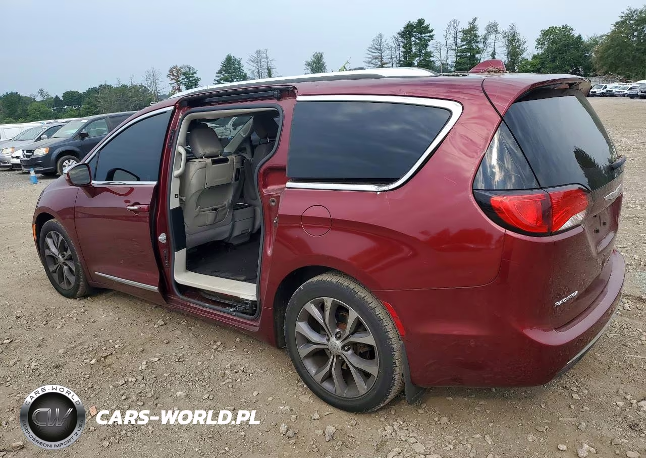 2017 Chrysler Pacifica Limited VIN:2C4RC1GG8HR533111 - 2