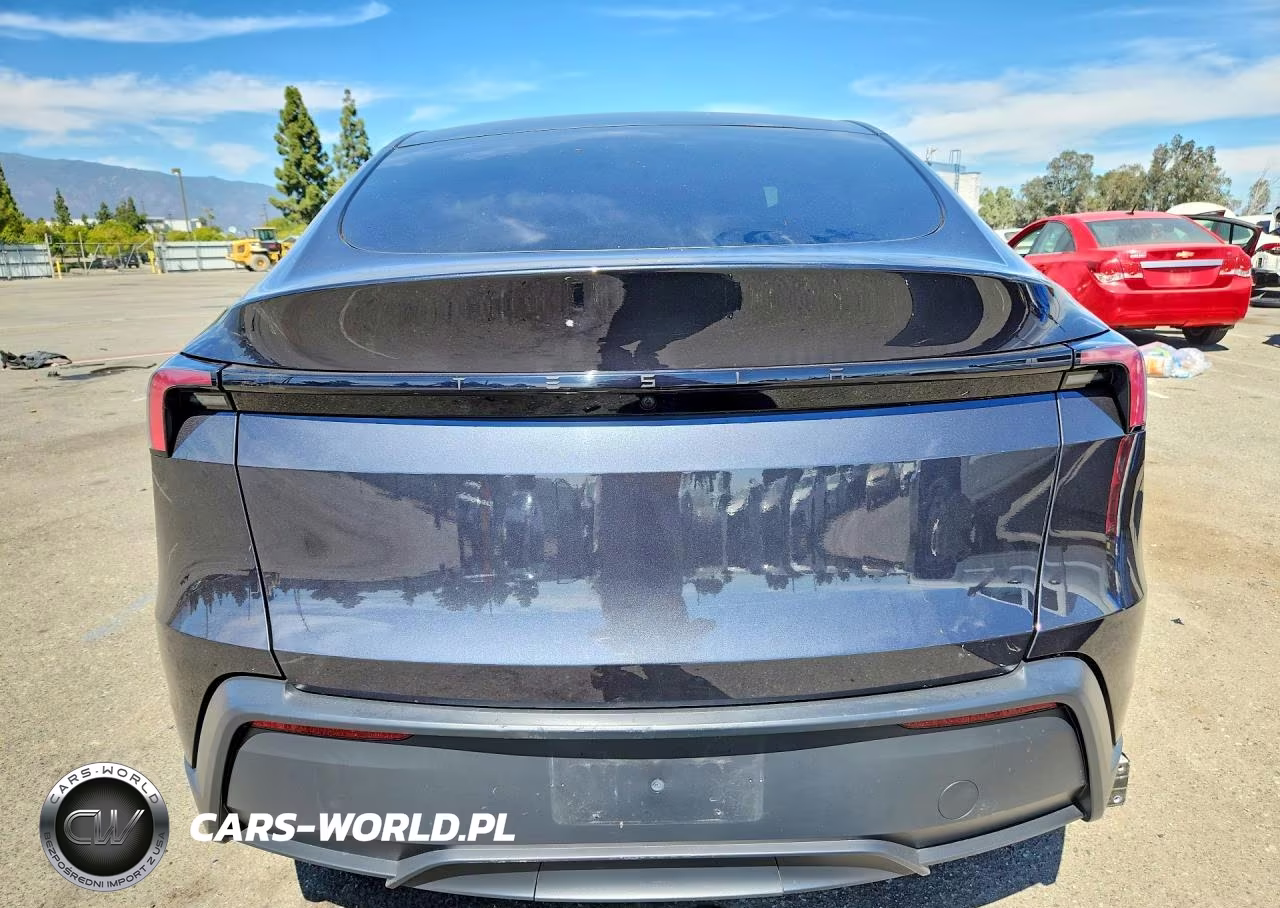 2026 Tesla Model Y VIN:7SAYGDED2TA600770 - 6