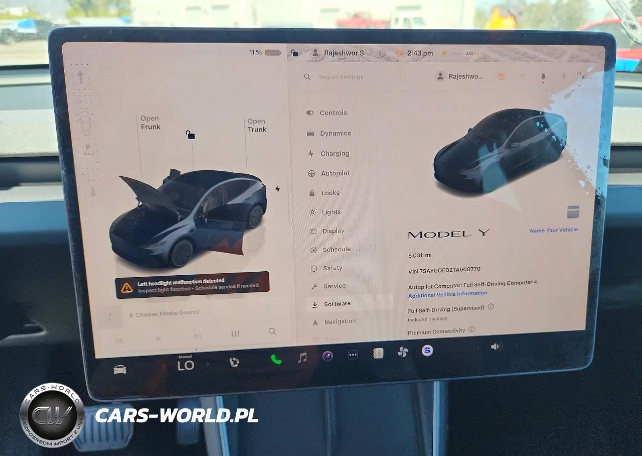 2026 Tesla Model Y VIN:7SAYGDED2TA600770 - 9