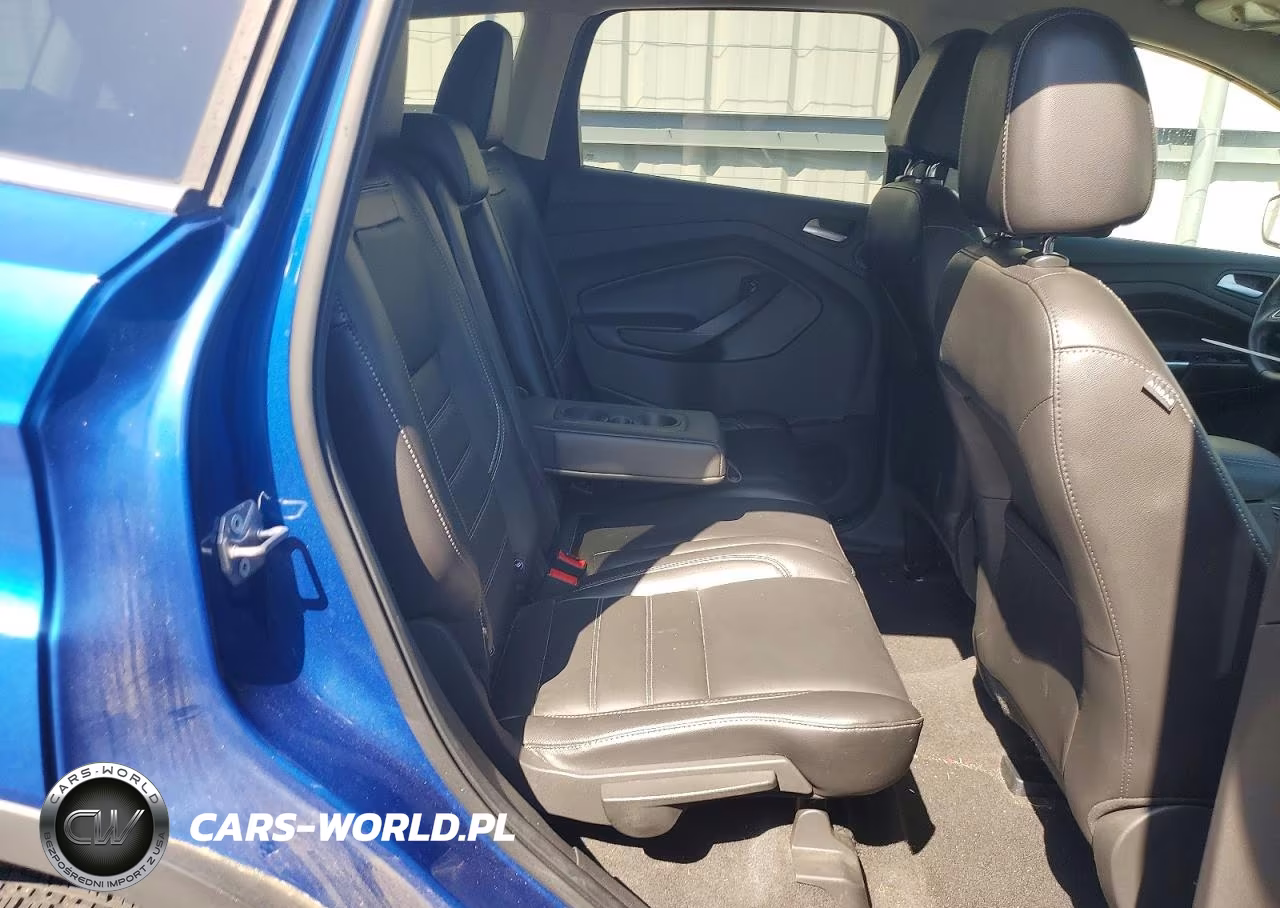 2017 Ford Escape Titanium VIN:1FMCU0JD4HUC64986 - 10