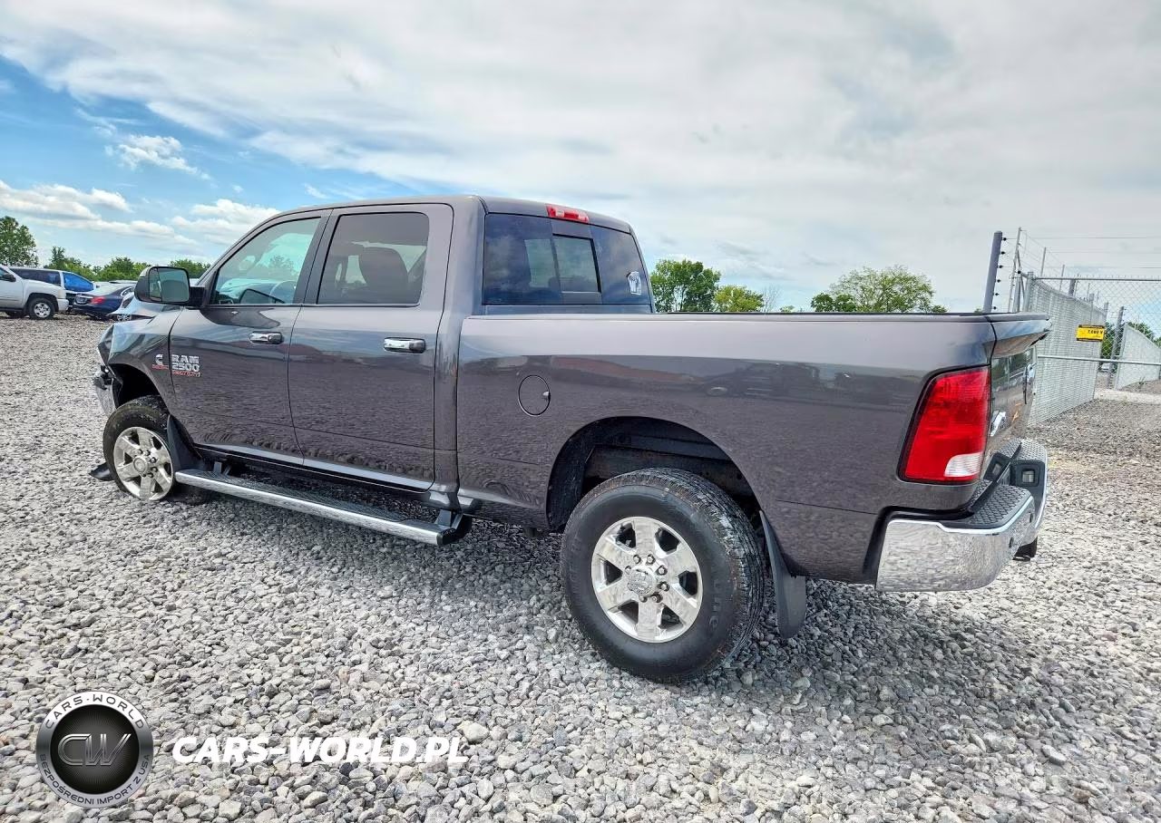 2015 Ram 2500 Slt VIN:3C6UR5DL3FG664975 - 2