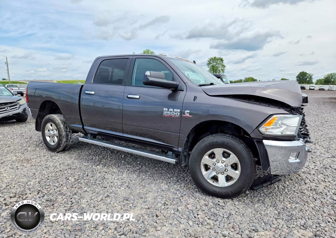 2015 Ram 2500 Slt VIN:3C6UR5DL3FG664975 - 4