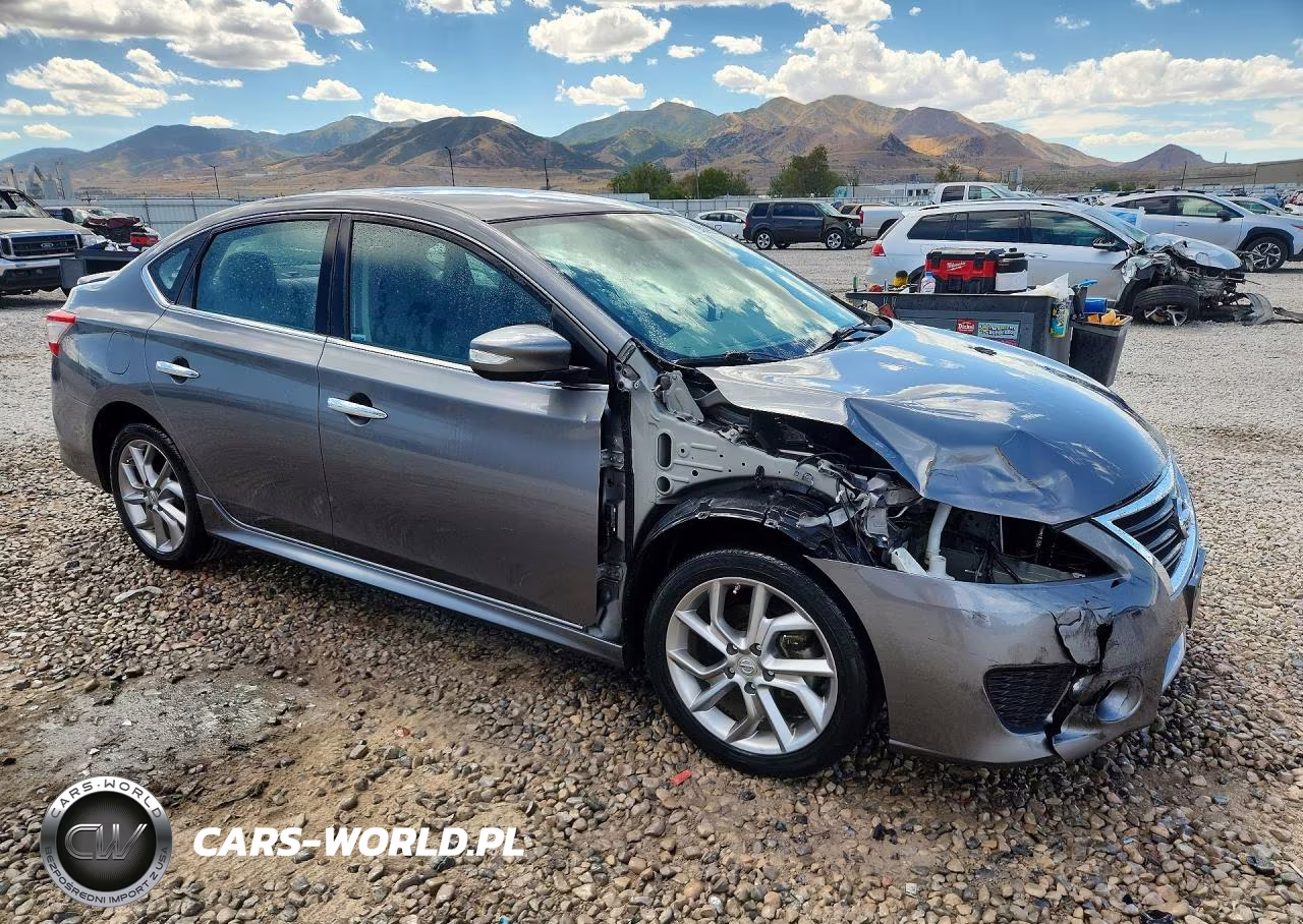 2015 Nissan Sentra Sr VIN:3N1AB7AP3FY241524 - 4