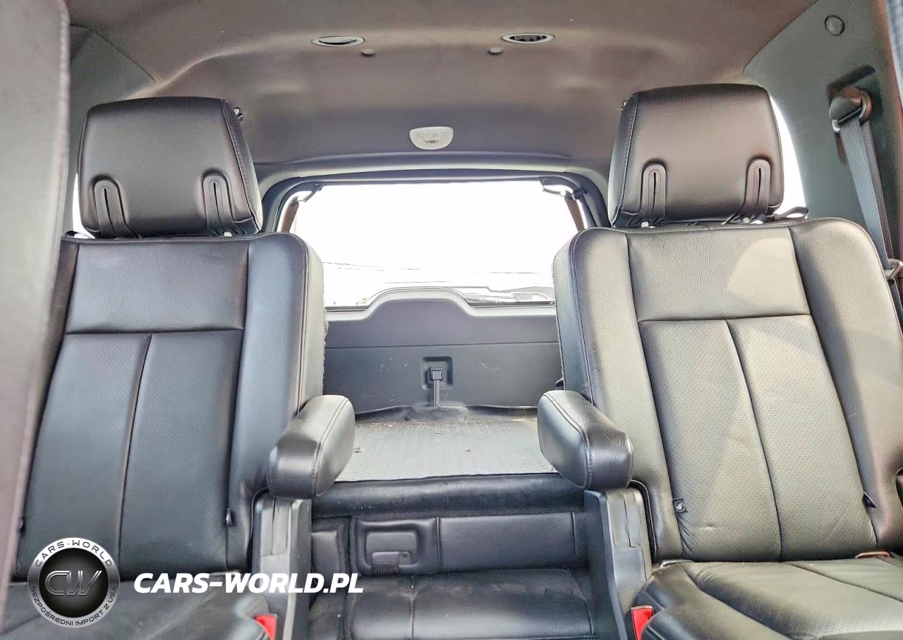 2011 Ford Expedition Limited VIN:1FMJU2A50BEF30873 - 10