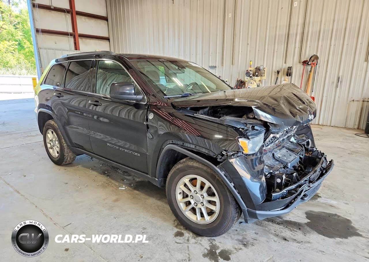 2019 Jeep Grand Cherokee Laredo VIN:1C4RJFAG0KC837383 - 4