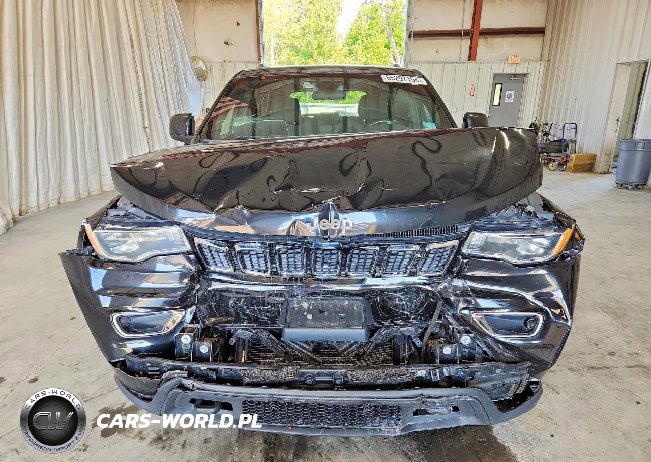 2019 Jeep Grand Cherokee Laredo VIN:1C4RJFAG0KC837383 - 5