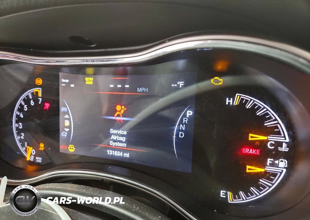 2019 Jeep Grand Cherokee Laredo VIN:1C4RJFAG0KC837383 - 9