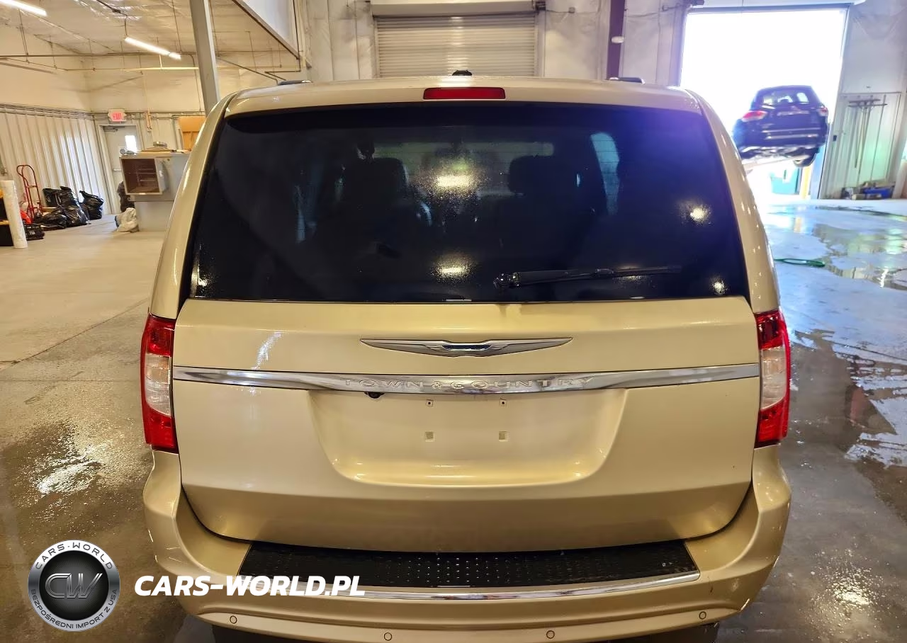 2012 Chrysler Town & Country Touring L VIN:2C4RC1CG4CR118849 - 6