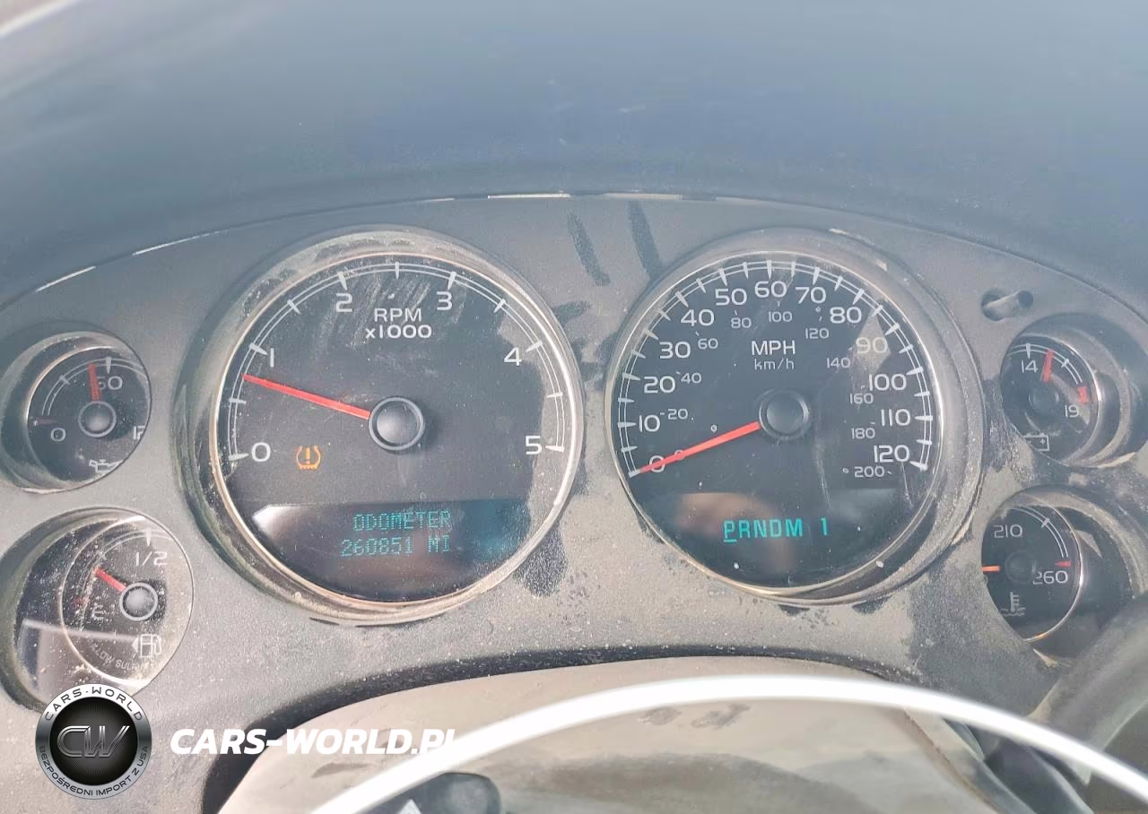 2007 GMC Sierra K2500 Heavy Duty VIN:1GTHK23627F537386 - 9