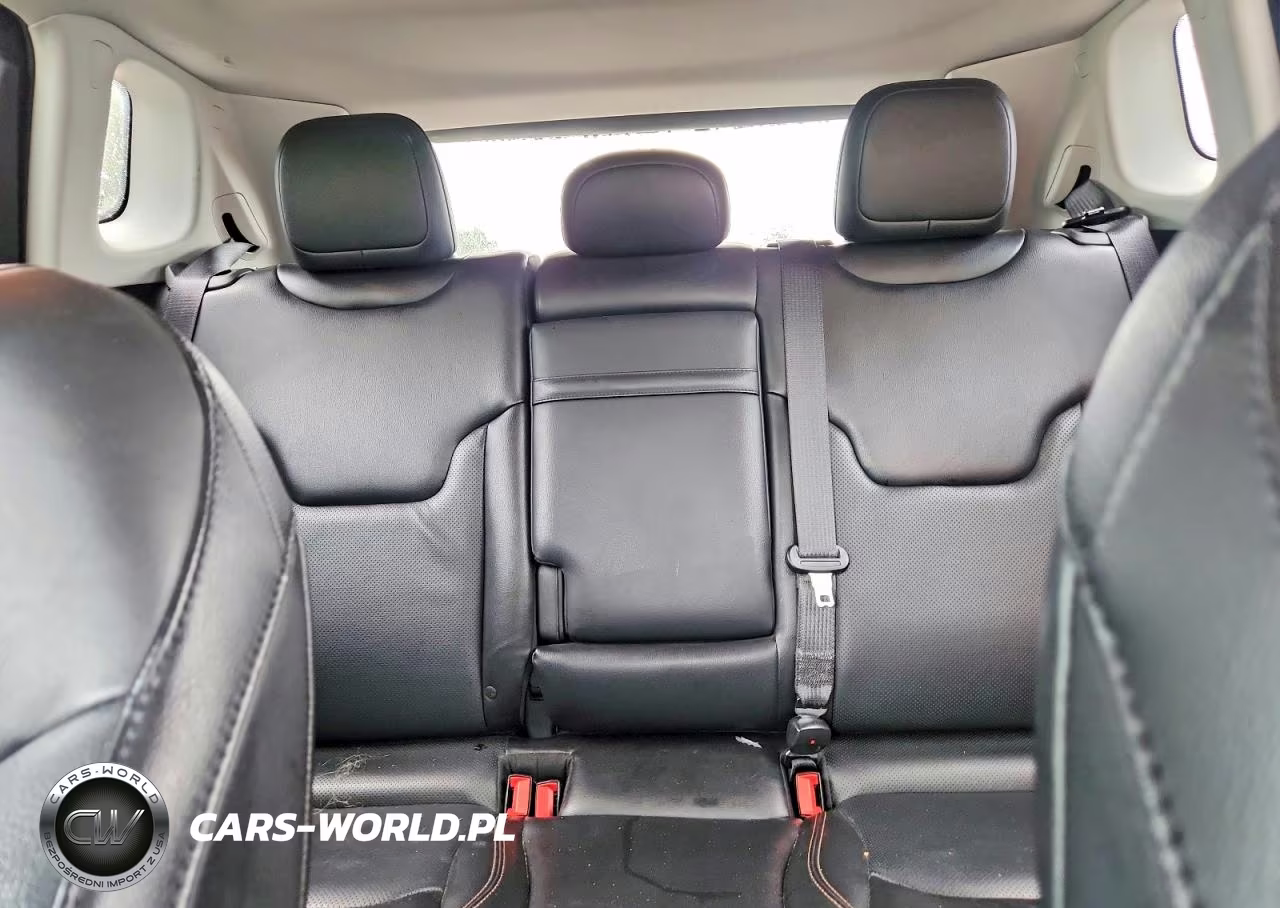 2018 Jeep Compass Limited VIN:3C4NJDCB8JT135173 - 10