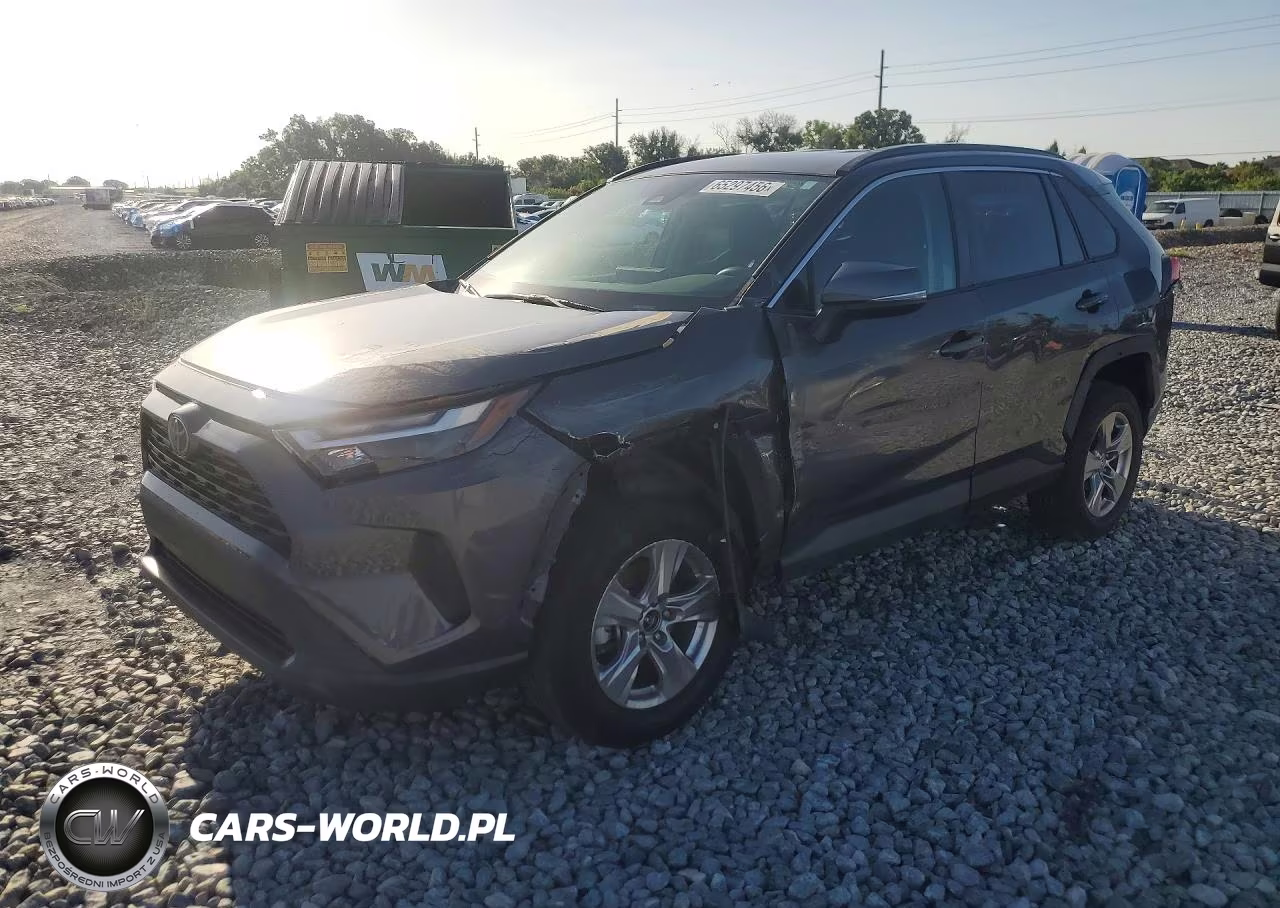 2023 Toyota Rav4 Xle – zdjęcie 1 z 13