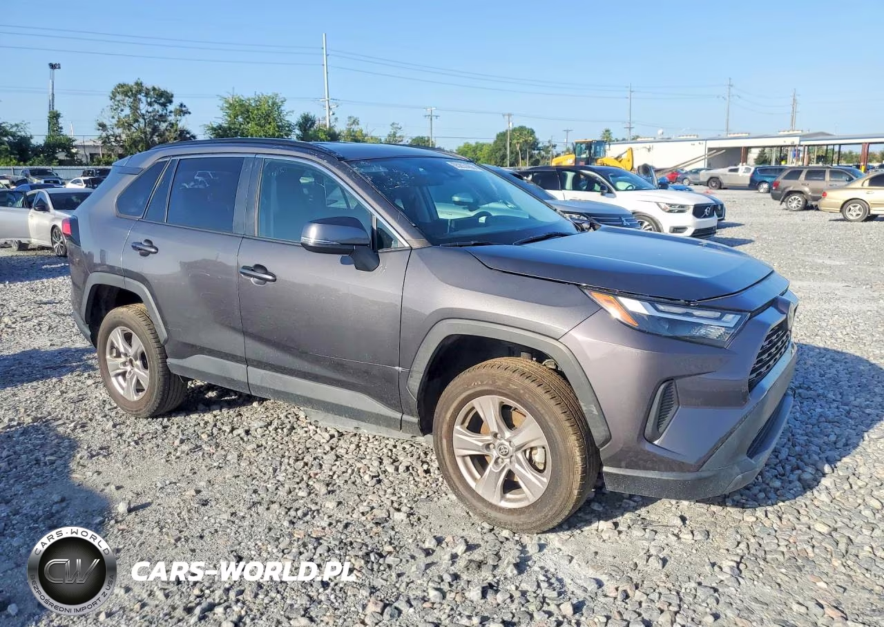 2023 Toyota Rav4 Xle VIN:2T3P1RFV1PW353064 - 4