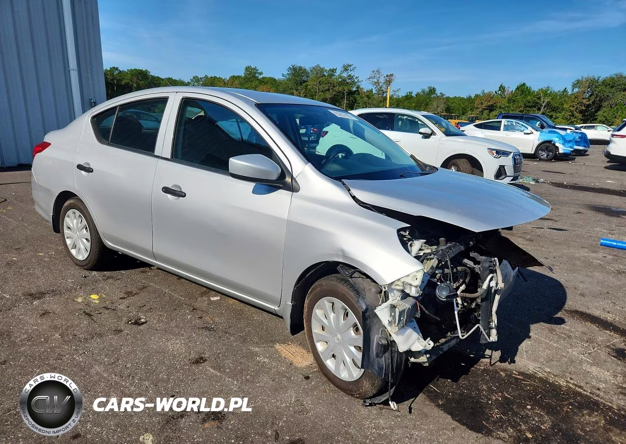 2018 Nissan Versa S VIN:3N1CN7AP4JL887533 - 4