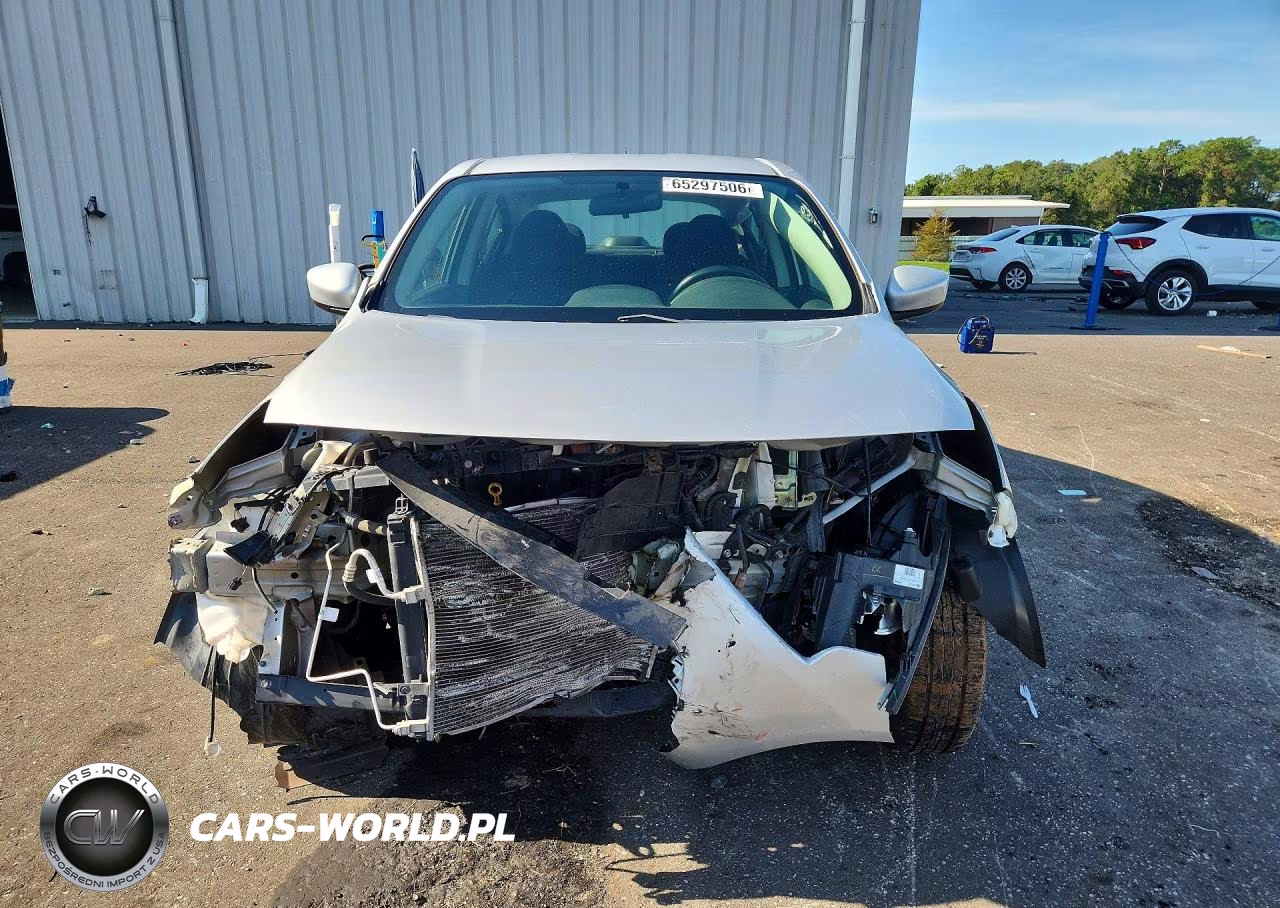 2018 Nissan Versa S VIN:3N1CN7AP4JL887533 - 5