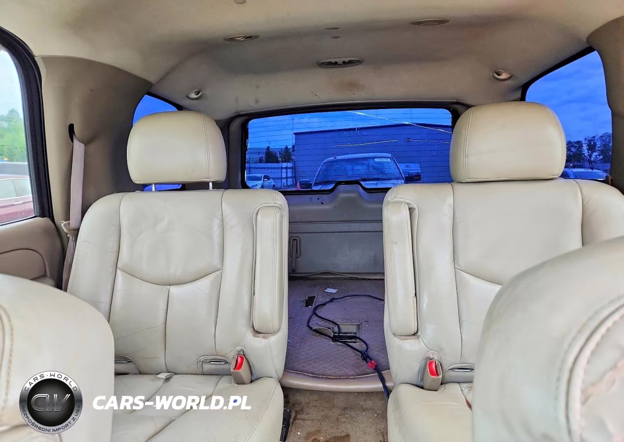 2004 Chevrolet Tahoe VIN:1GNEK13Z44R161329 - 10
