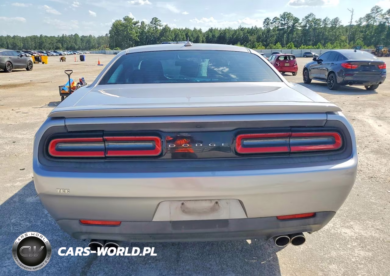 2015 Dodge Challenger Sxt VIN:2C3CDZAT3FH723008 - 6