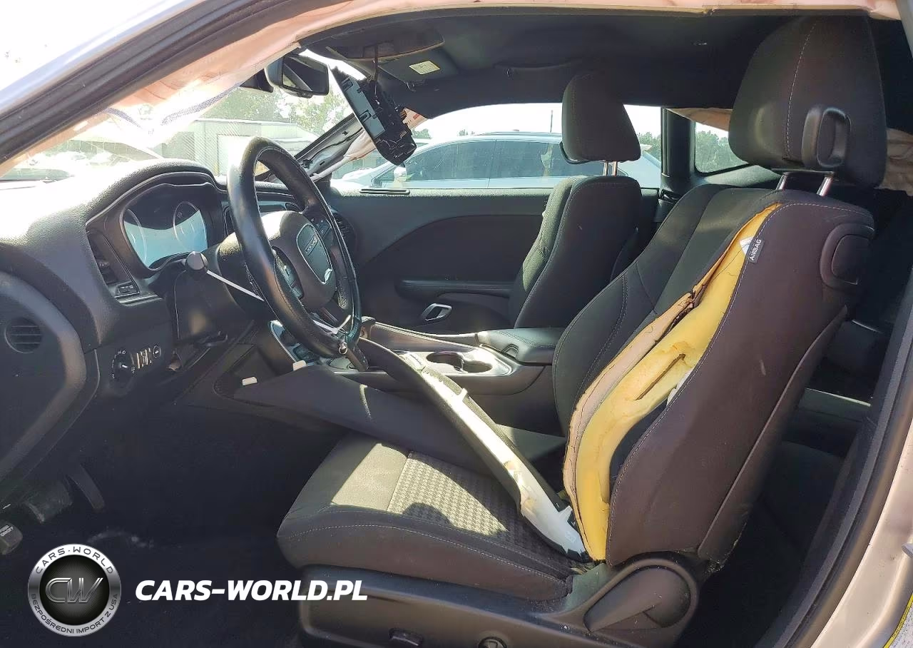2015 Dodge Challenger Sxt VIN:2C3CDZAT3FH723008 - 7