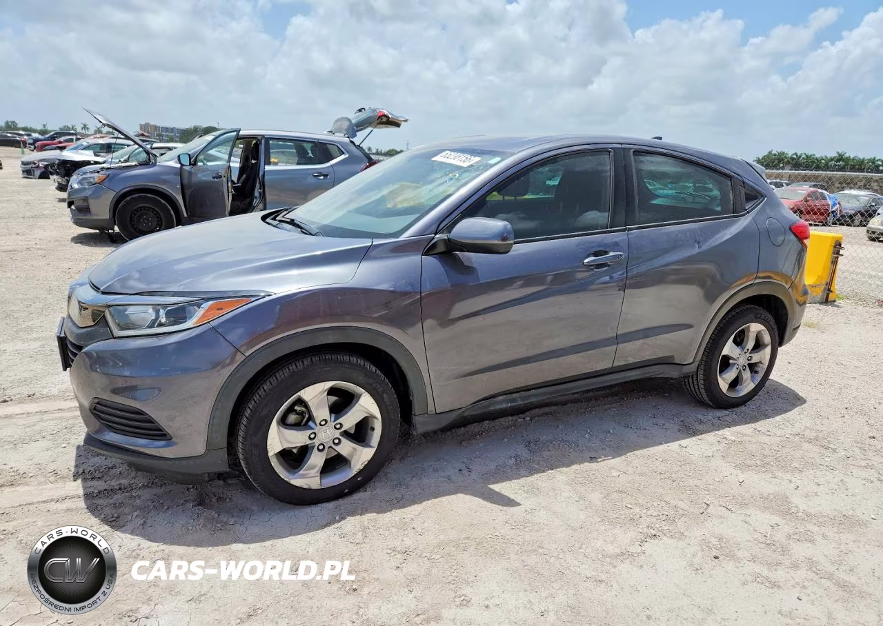 2021 Honda Hr-V Lx VIN:3CZRU6H36MM741246 - 1