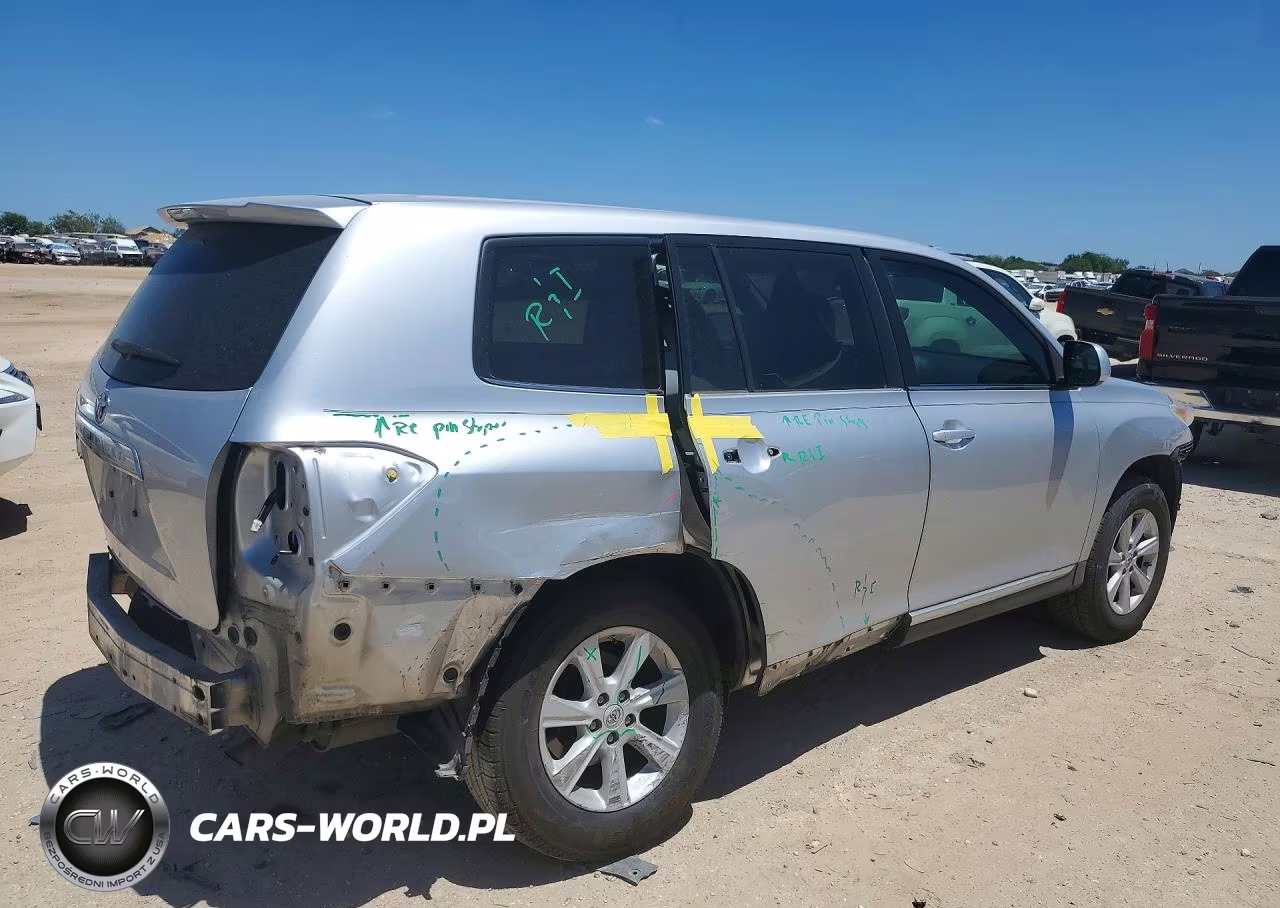 2013 Toyota Highlander Base VIN:5TDZA3EH2DS035016 - 3