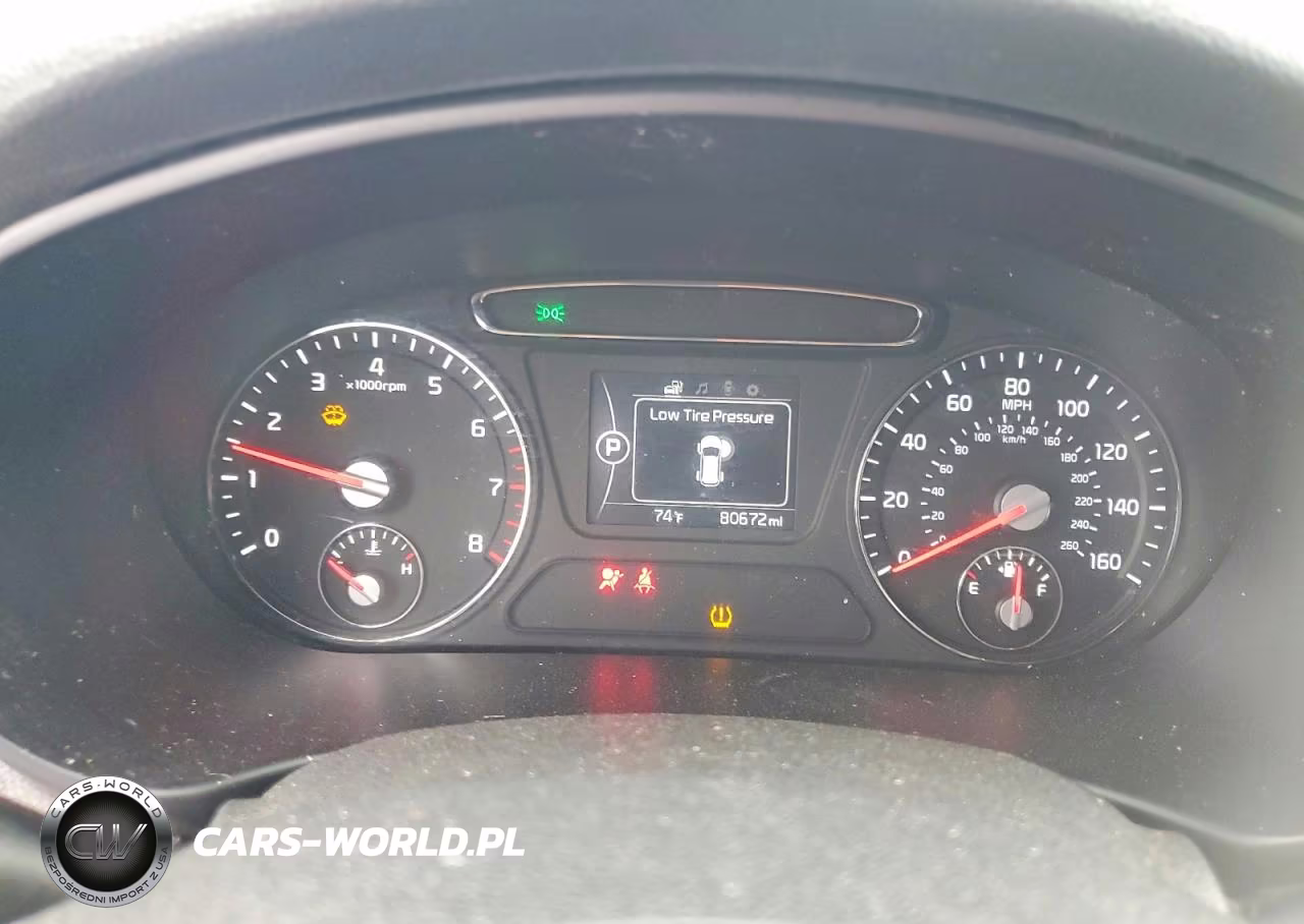 2018 Kia Sorento Lx VIN:5XYPGDA30JG349892 - 9