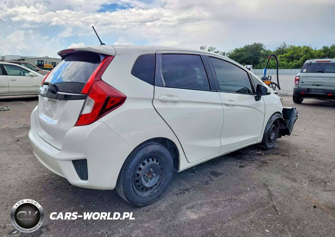 2017 Honda Fit Lx VIN:3HGGK5H58HM709193 - 3