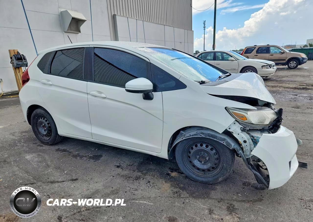 2017 Honda Fit Lx VIN:3HGGK5H58HM709193 - 4