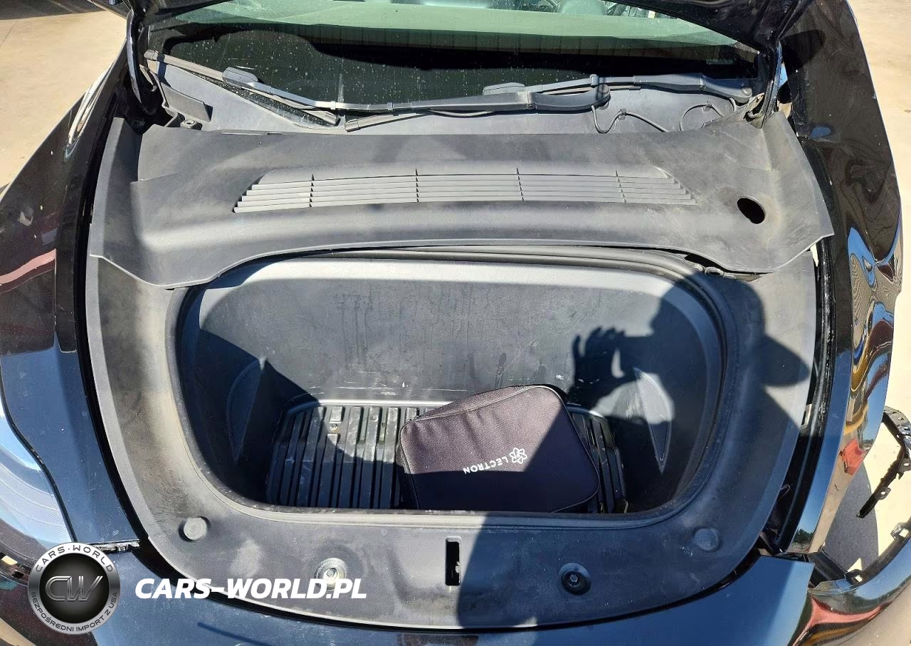 2021 Tesla Model Y VIN:5YJYGDEE7MF245606 - 11