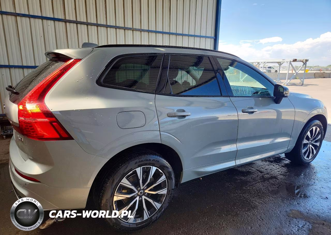 2025 Volvo Xc60 Core VIN:YV4M12RJXS1220021 - 3