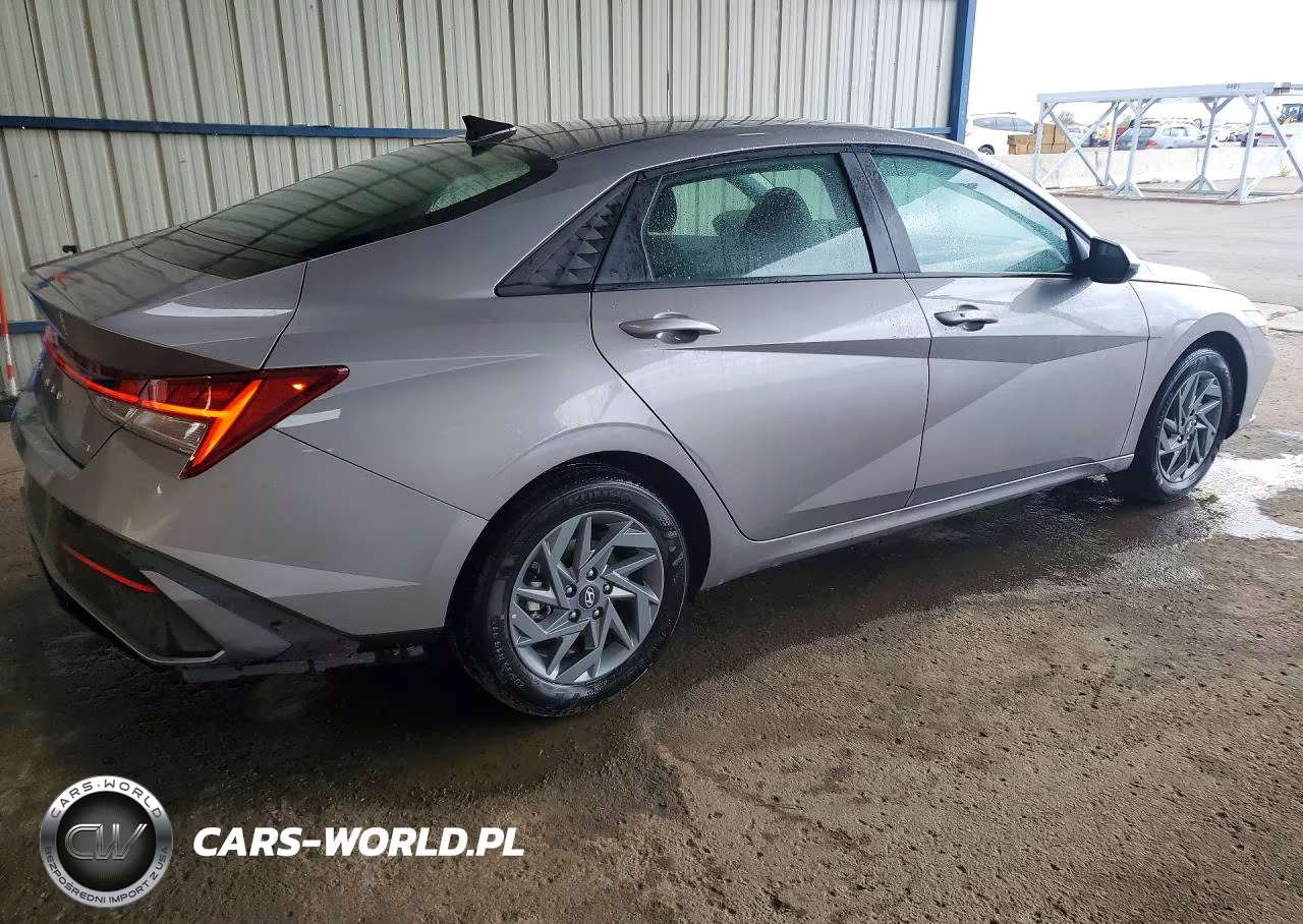 2026 Hyundai Elantra Hybrid Blue VIN:KMHLM4DJ9TU195276 - 3