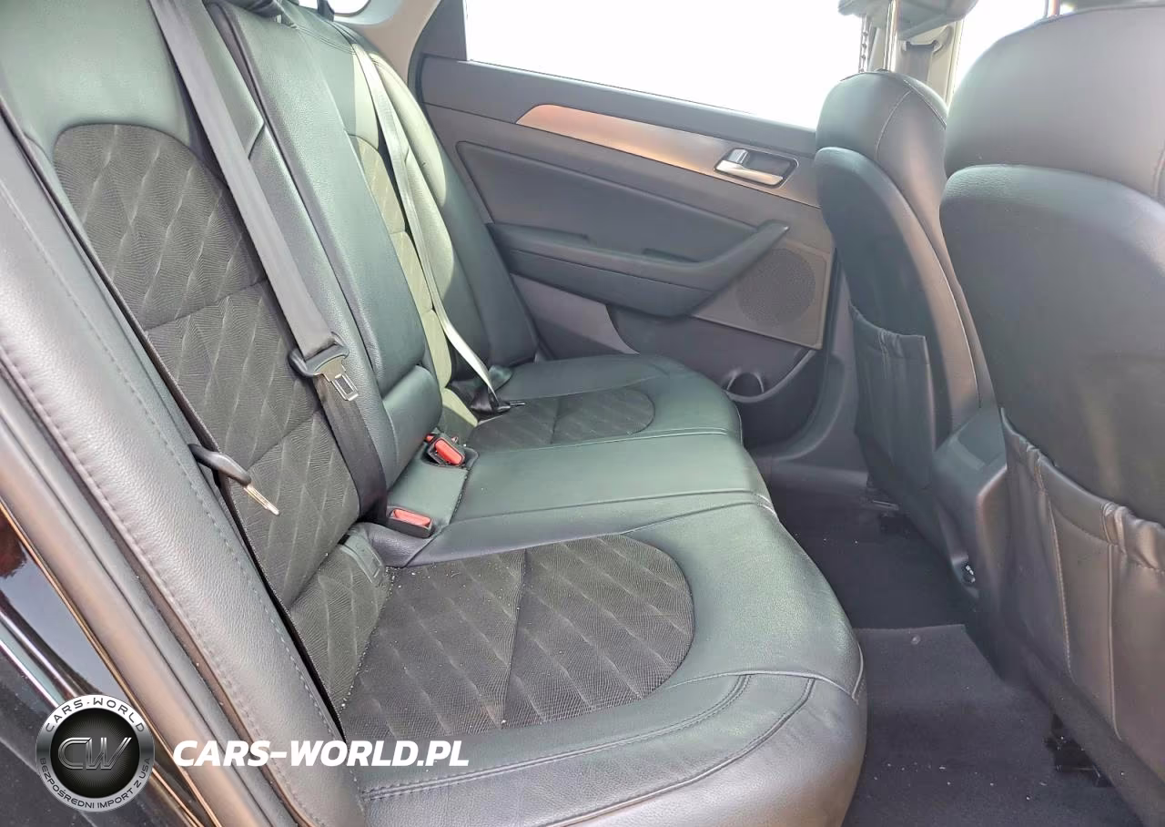 2017 Hyundai Sonata Sport VIN:5NPE34AF6HH451116 - 10