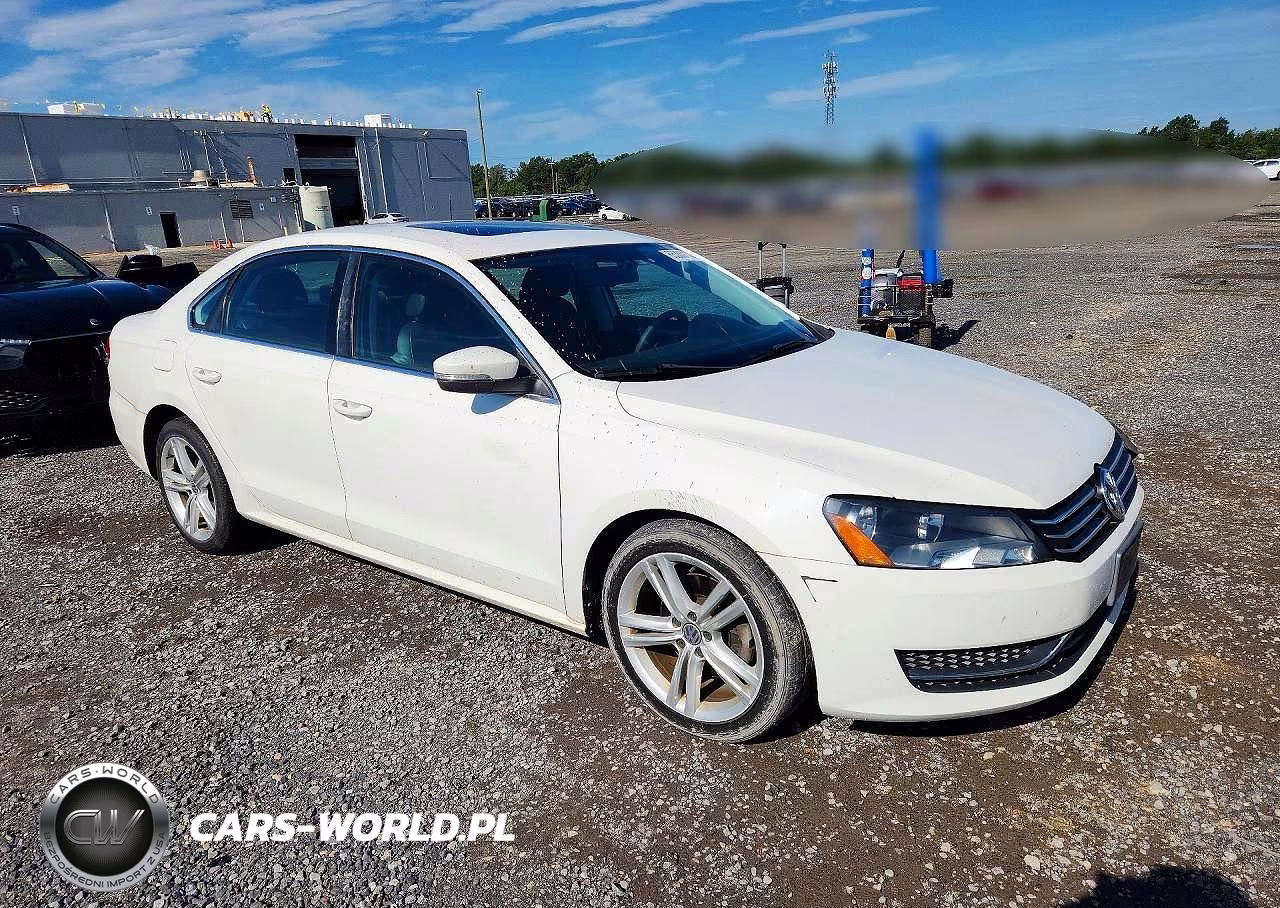 2014 Volkswagen Passat Se VIN:1VWBP7A35EC010578 - 4