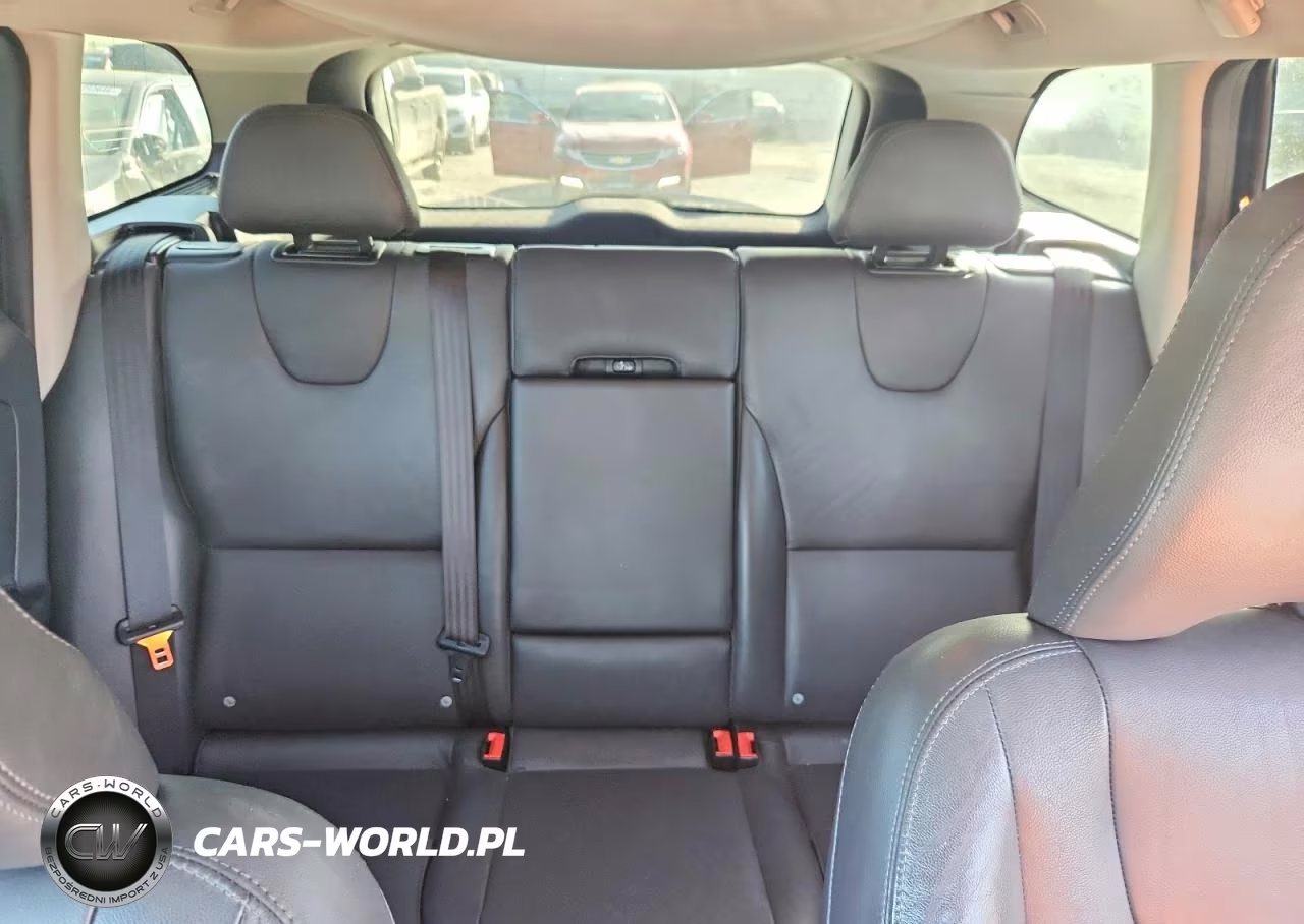 2016 Volvo Xc60 T5 Premier VIN:YV440MDK4G2868924 - 10
