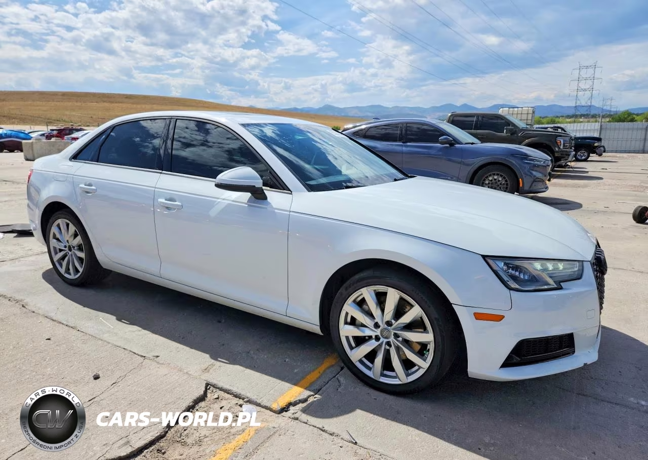 2017 Audi A4 Premium VIN:WAUANAF4XHN031449 - 4