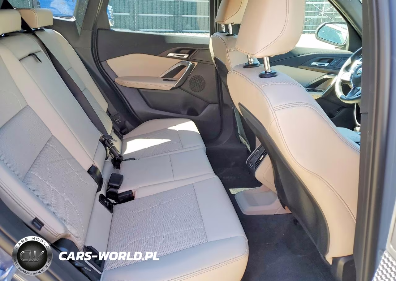 2025 BMW X1 xDrive28I VIN:WBX73EF03S5290608 - 11