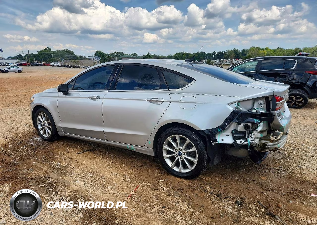 2017 Ford Fusion Se VIN:3FA6P0H76HR127683 - 2