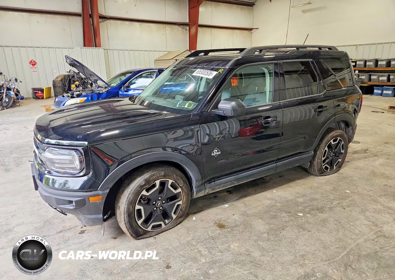 2024 Ford Bronco Sport Outer Banks – zdjęcie 1 z 12
