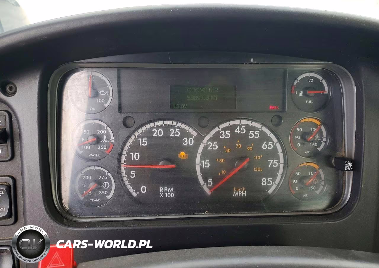 2007 Freightliner M2 106 Medium Duty VIN:1FVACXCS37HX22628 - 9