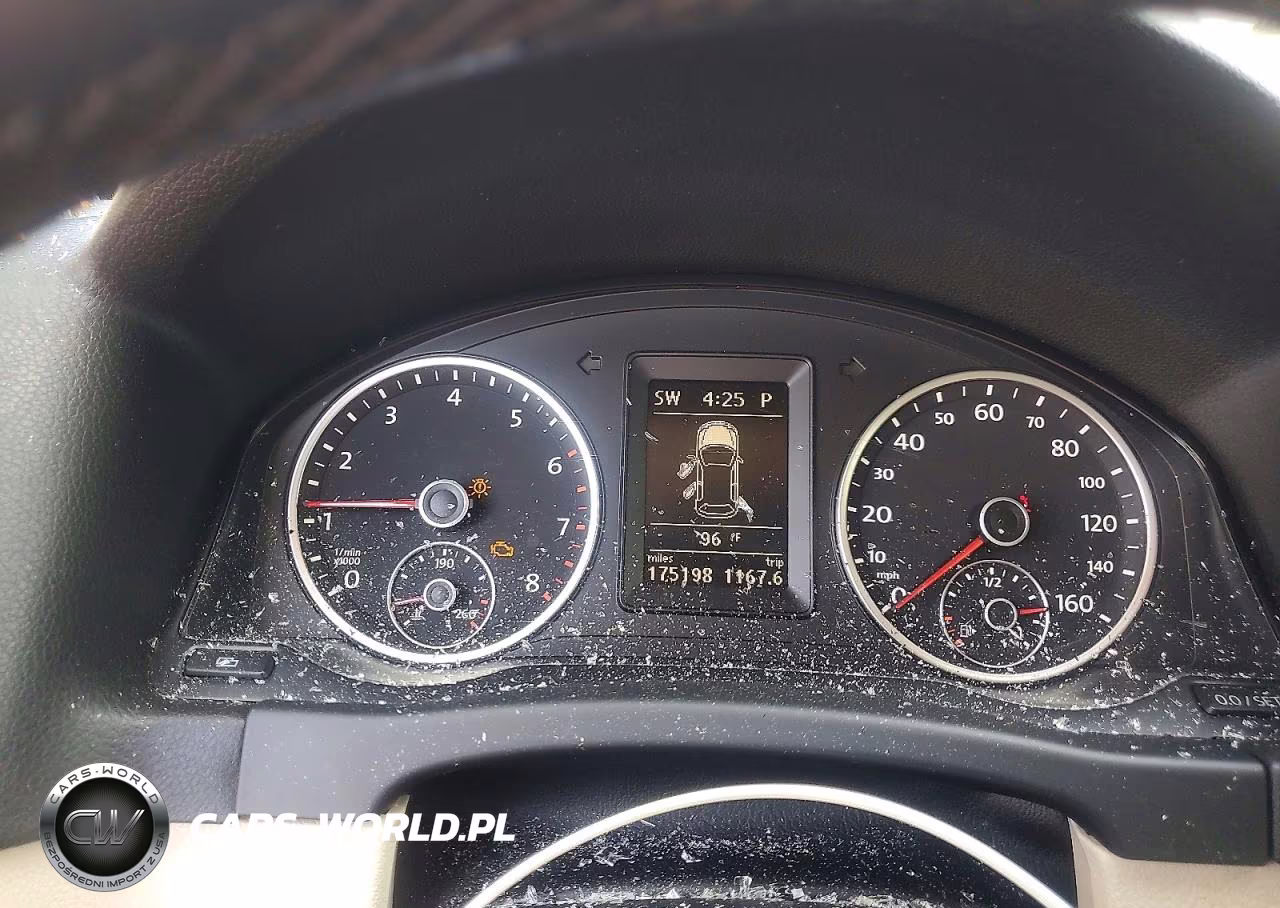2012 Volkswagen Tiguan S VIN:WVGAV7AX8CW574370 - 9