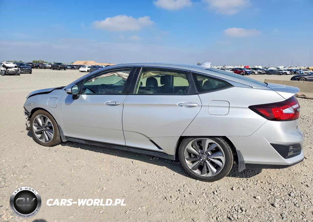 2018 Honda Clarity Touring VIN:JHMZC5F3XJC004147 - 2